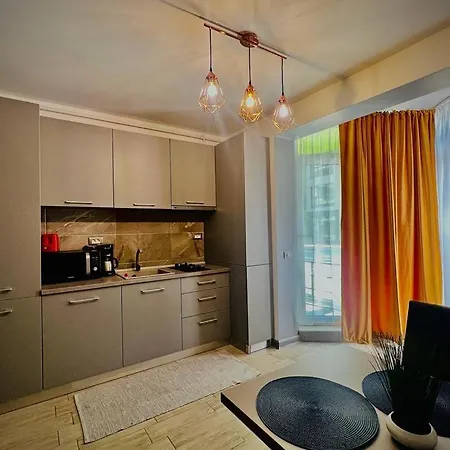 Coral By Alz Apartment *