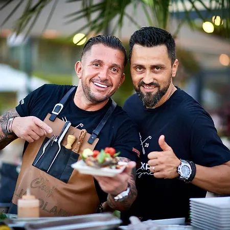 Coral By Alz * Navodari