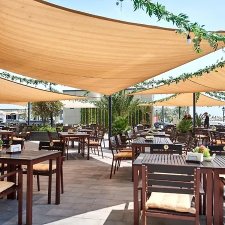 Coral By Alz Apartman *