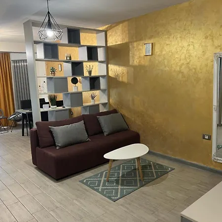 Coral By Alz Apartman